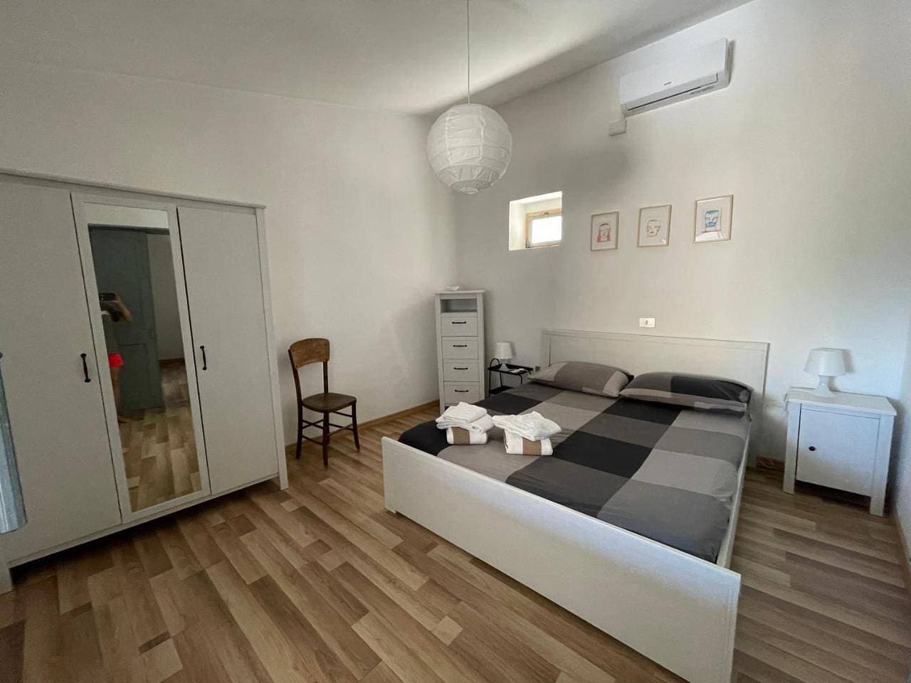 Foto 10 von 16: Two-Bedroom Apartment