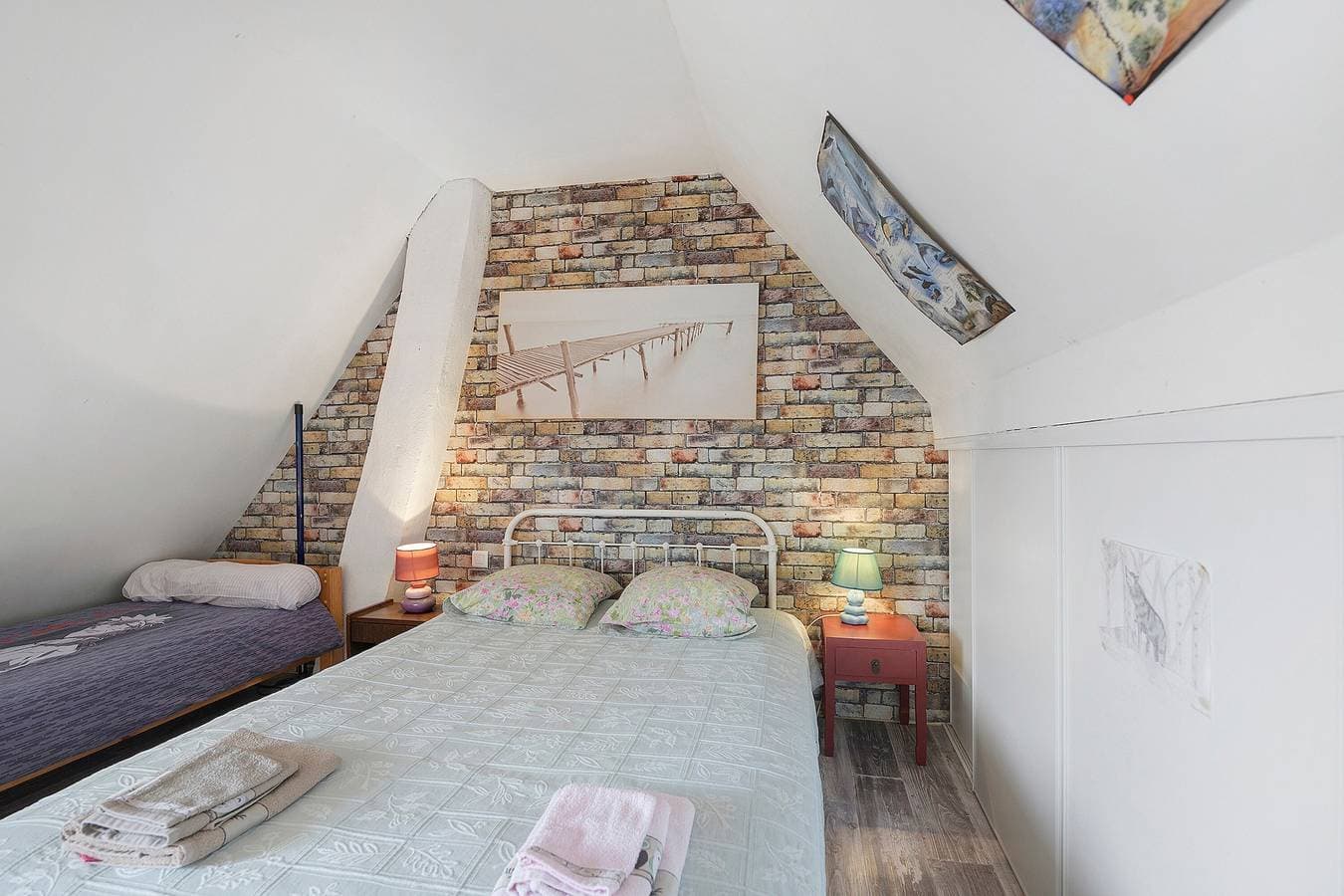 Foto 6 von 23: Gästezimmer 'La Châtre - Sartilly Baie Bocage - Chambre Randonneur' mit Terrasse, Garten und WLAN