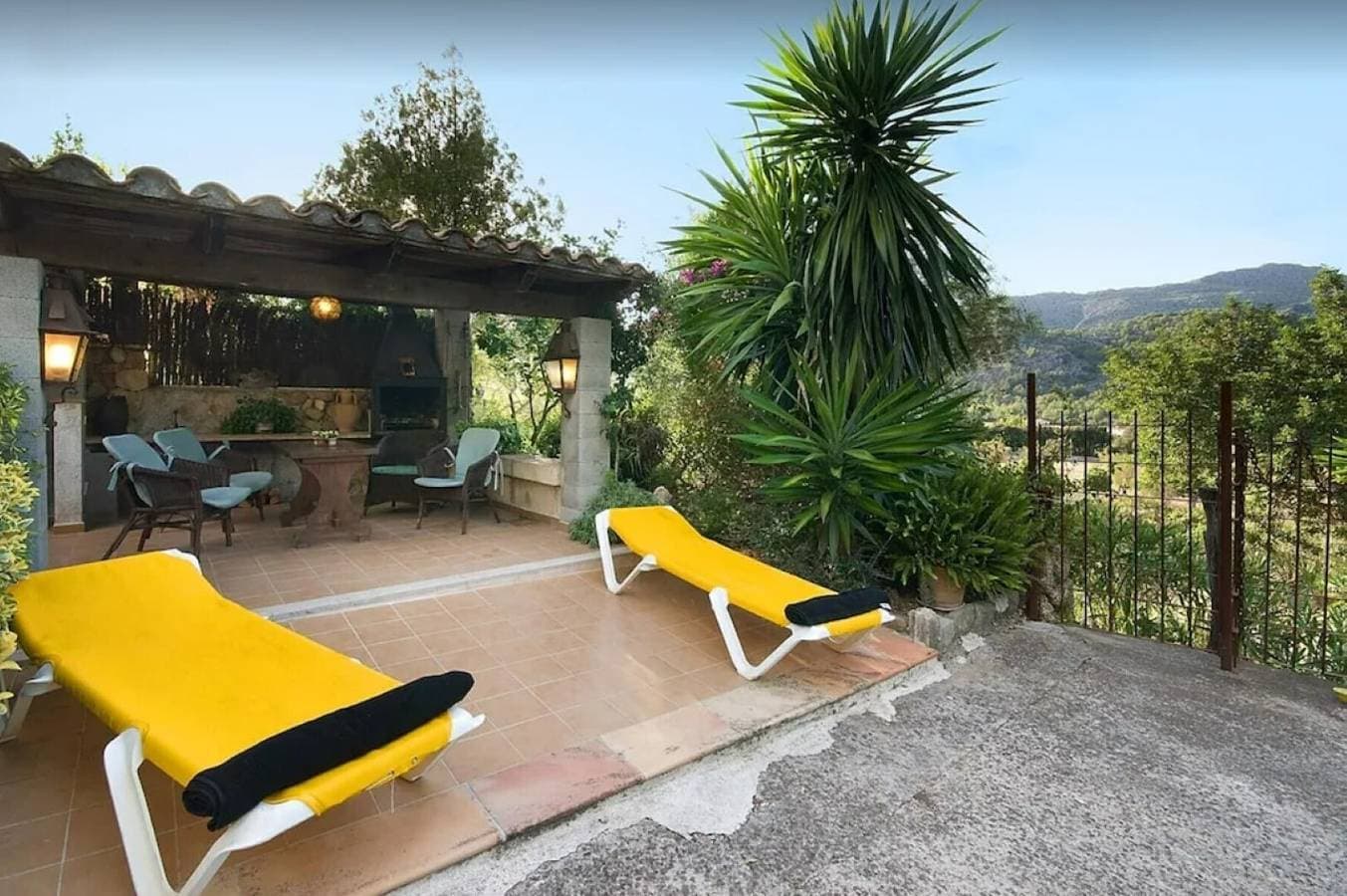 Foto 3 von 17: Finca "Camp De La Caseta" mit Bergblick, privatem Pool und WLAN