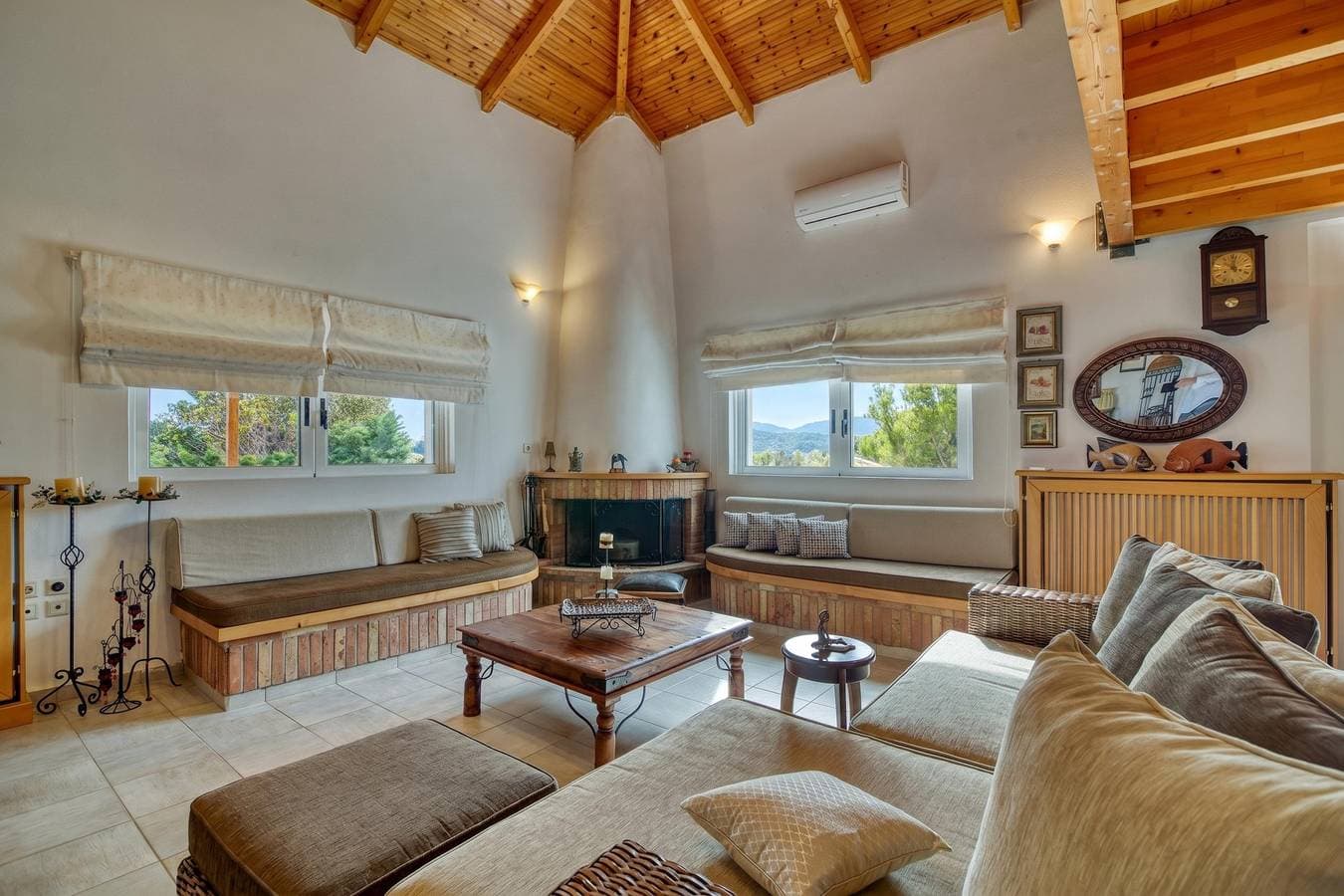 Foto 4 von 38: Villa John Dimeon Kato Achaia With Pool