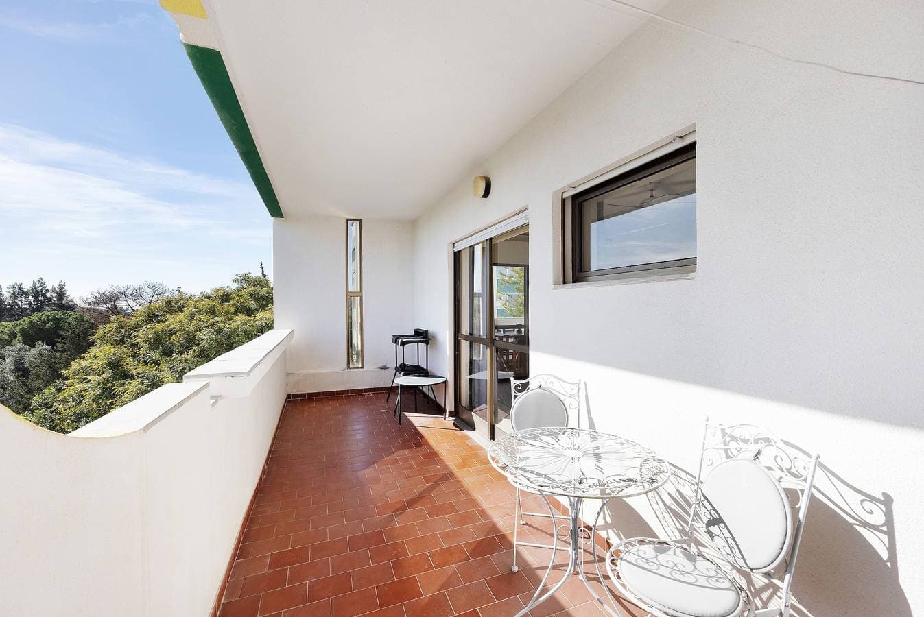 Foto 4 von 20: Ferienwohnung 'House Amendoeiras' mit Gemeinschaftspool, Gemeinschaftsgarten und WLAN
