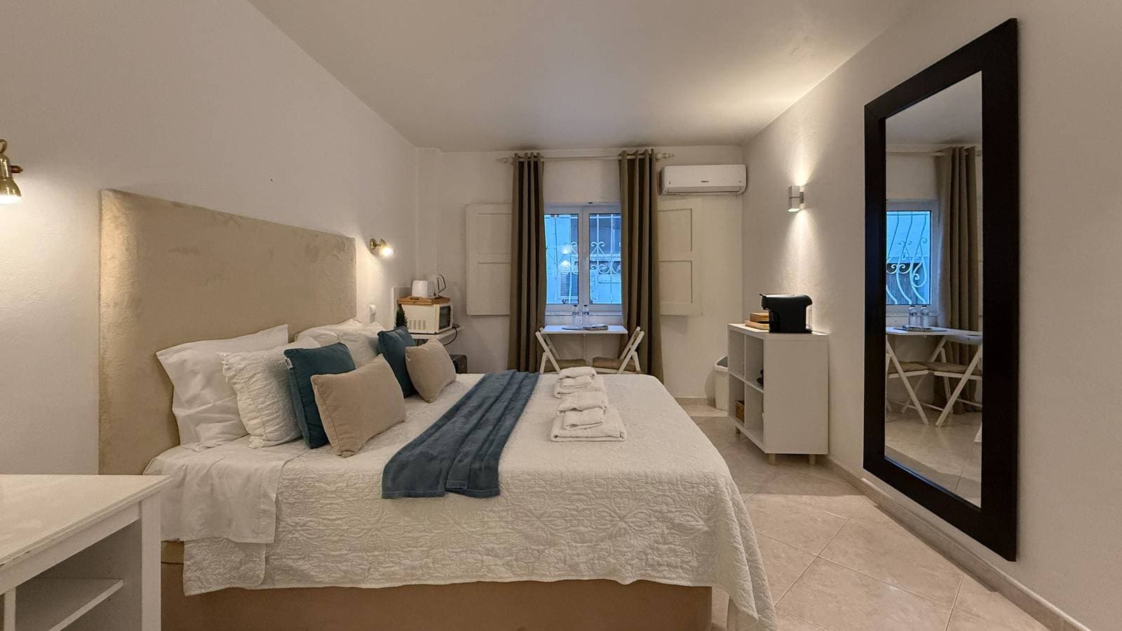 Sofeelings Quarto 1, Baixa de Albufeira 1
