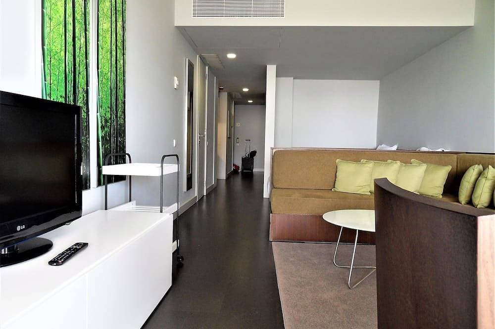 Foto 9 von 30: Studio mit Etagenbett Meerblick in Hotel ****