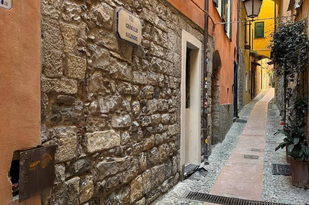 Foto 10 von 28: New - Fully Refurbished Casa Salineri