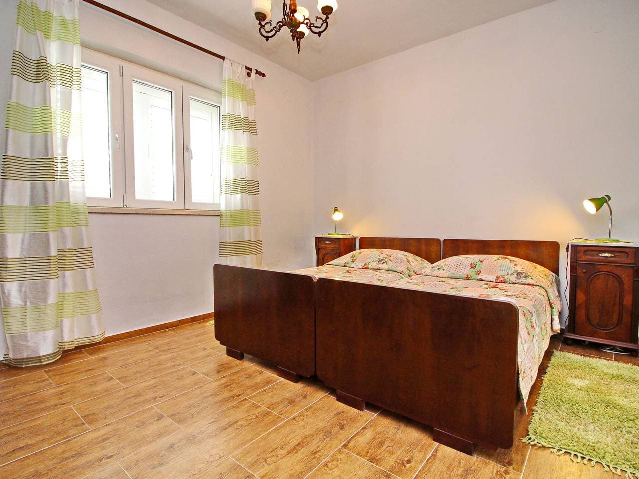 Foto 12 von 45: Green Garden House - Four Bedroom House with Private Pool