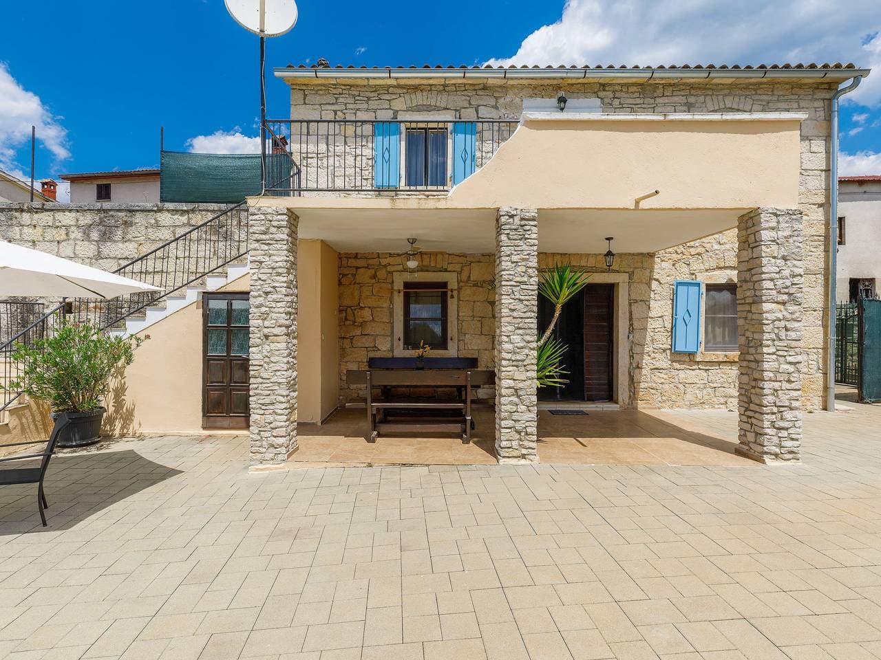Foto 10 von 26: Šterna
