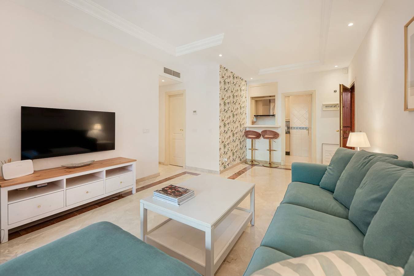 Foto 5 von 30: Apartment 'Don Carlos Marbella Beach' mit Gemeinschaftspool, WLAN und Klimaanlage