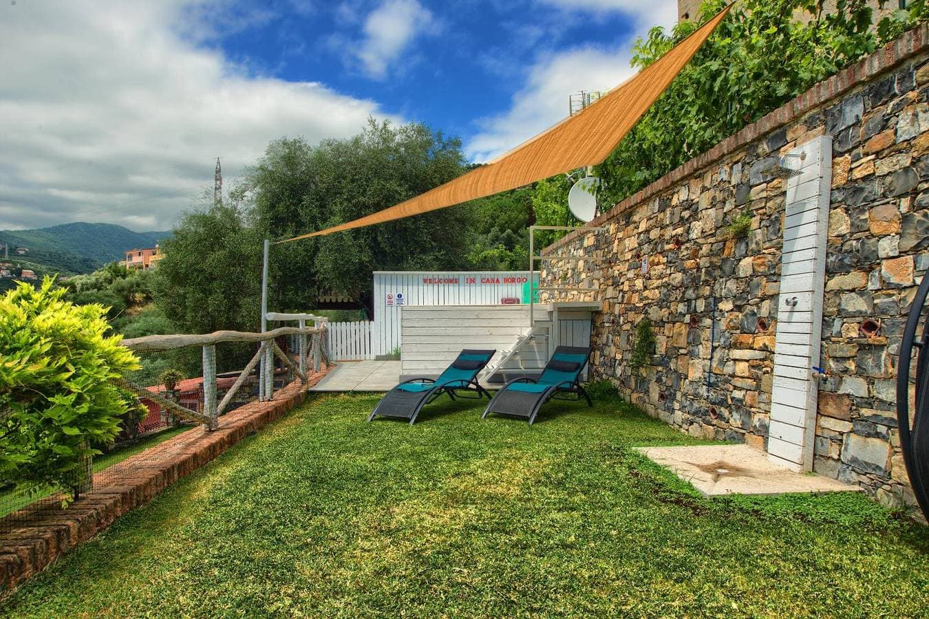 Foto 3 von 35: Cottage für 4 Personen mit Pool