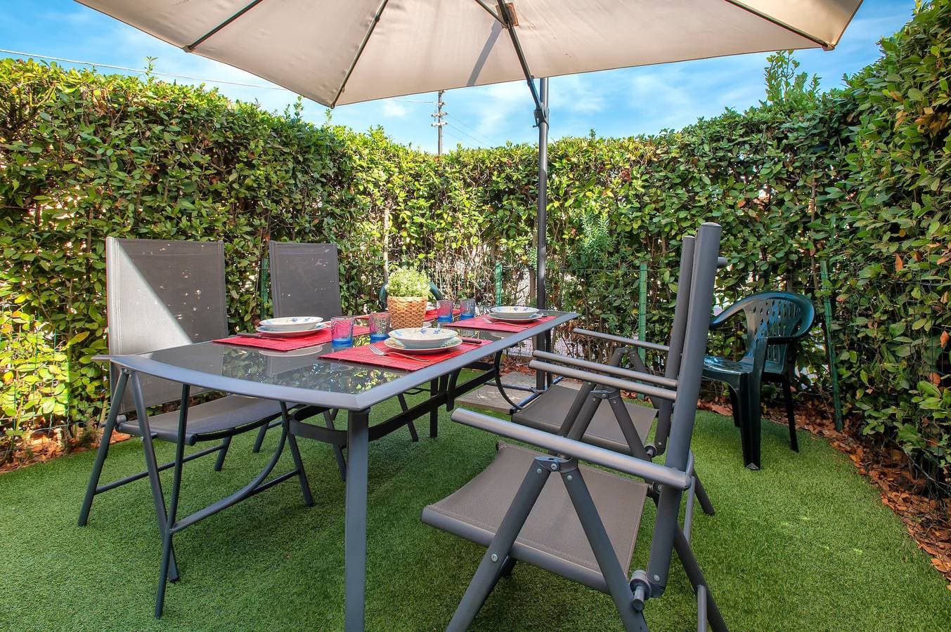 Foto 5 von 26: Ferienwohnung 'Gio's' mit Gemeinschaftspool, privatem Garten und Klimaanlage