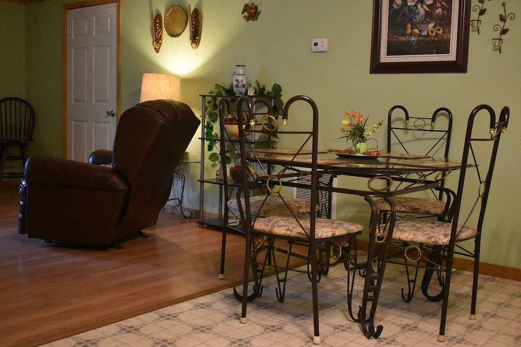 Foto 12 von 29: Hiawassee River Cabin $ 75 pro Nacht - Haustier freundlich