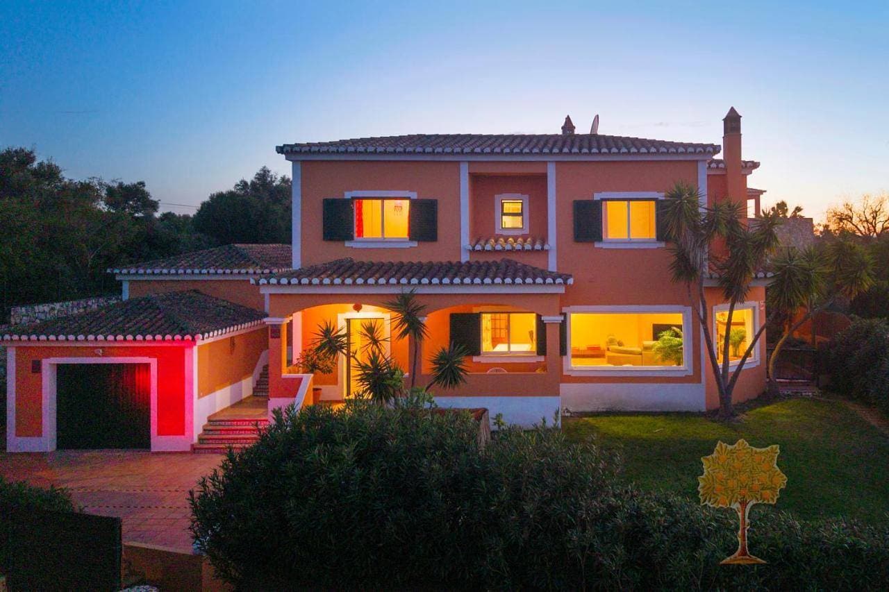 Foto 6 von 25: Villa with Private Pool