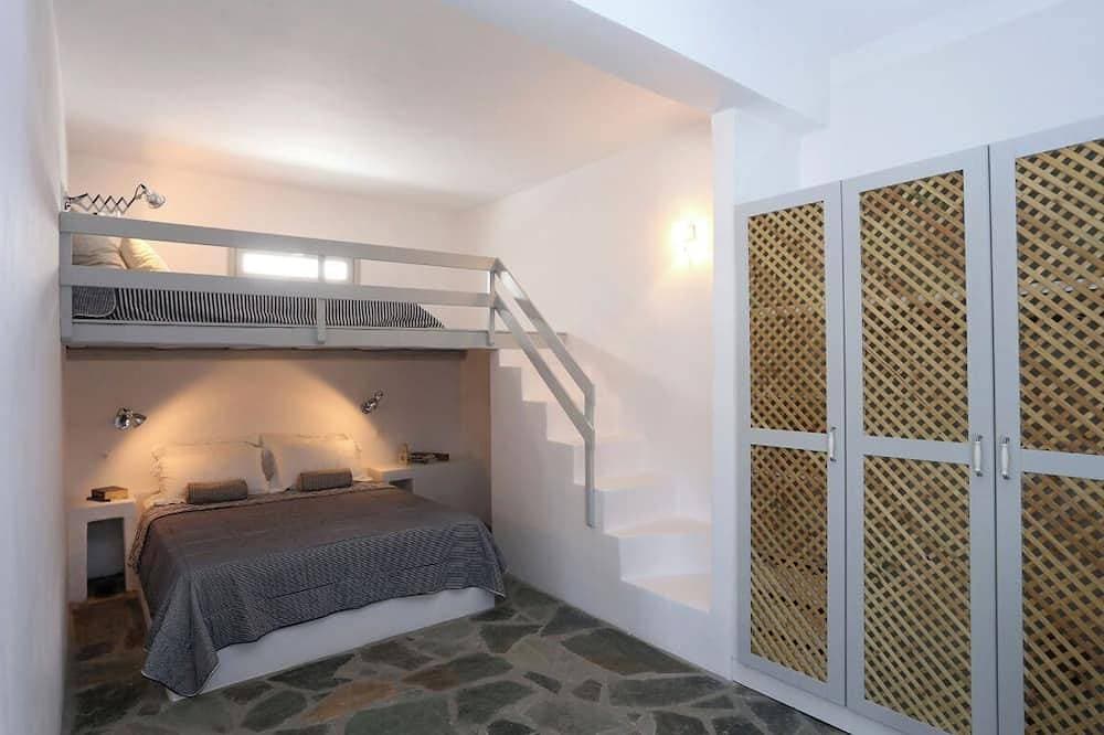 Cosi villa with private pool in Anemos questhouse 1