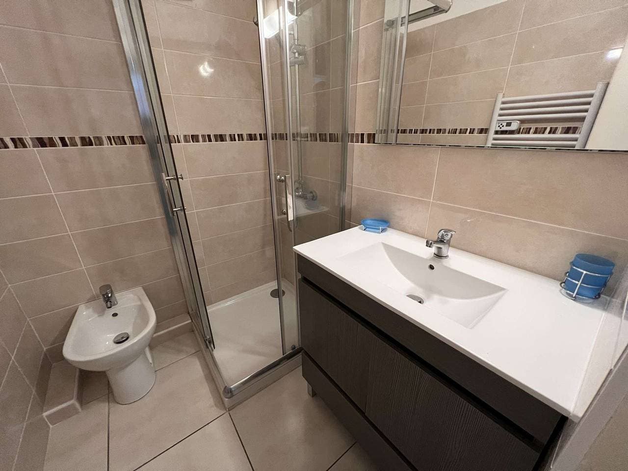 Foto 9 von 13: Studio im Zentrum mit Swimmingpool, Balkon und Strandnähe