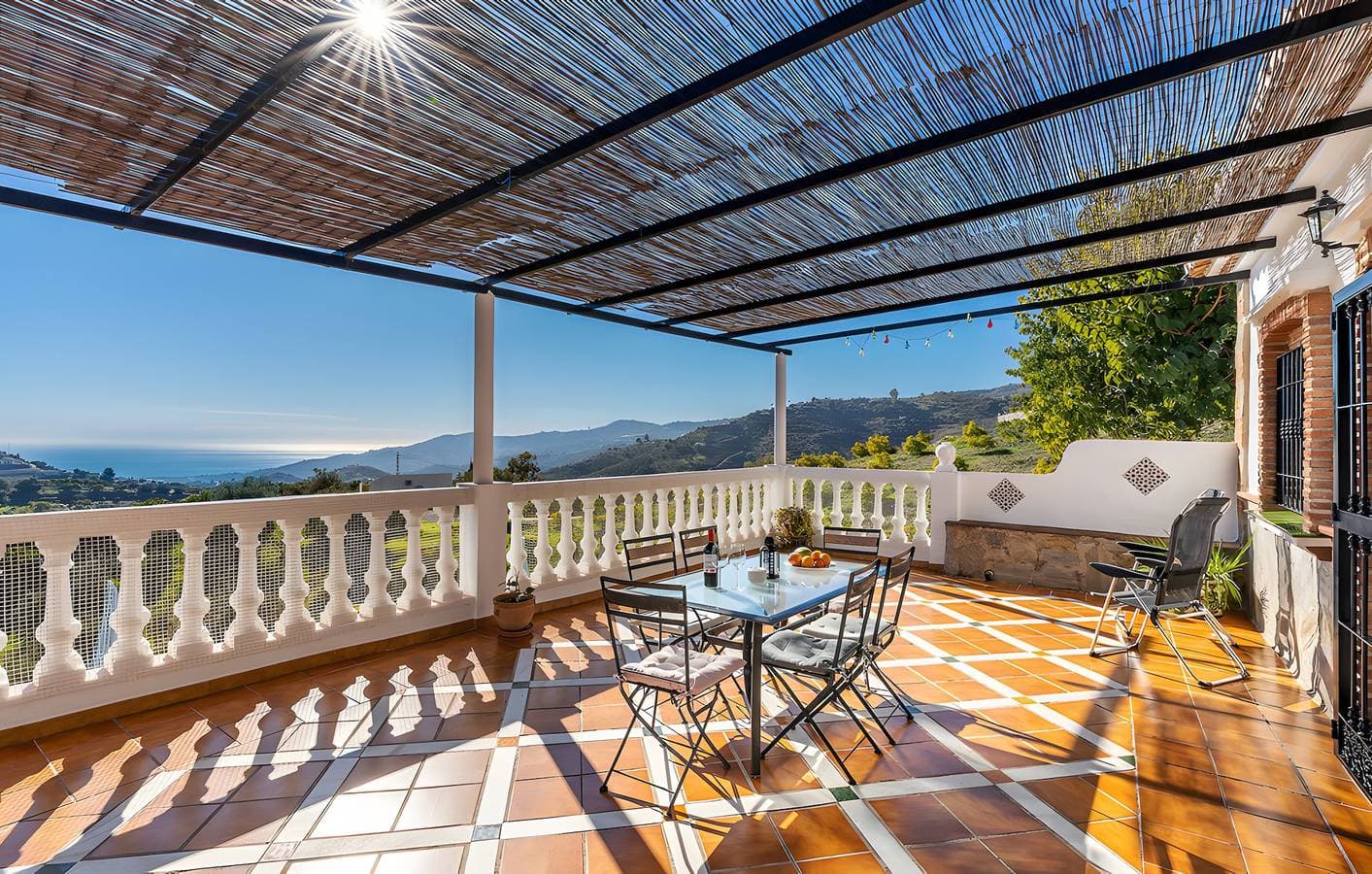 Foto 2 von 24: Landhaus 'Villa El Tejo' mit Meerblick, WLAN und Klimaanlage