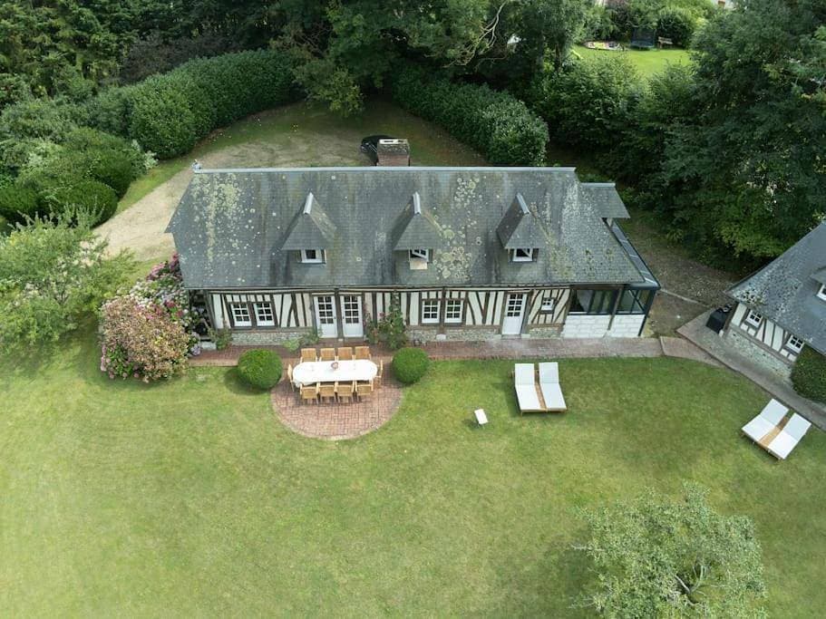 Foto 7 von 51: Five-Bedroom House