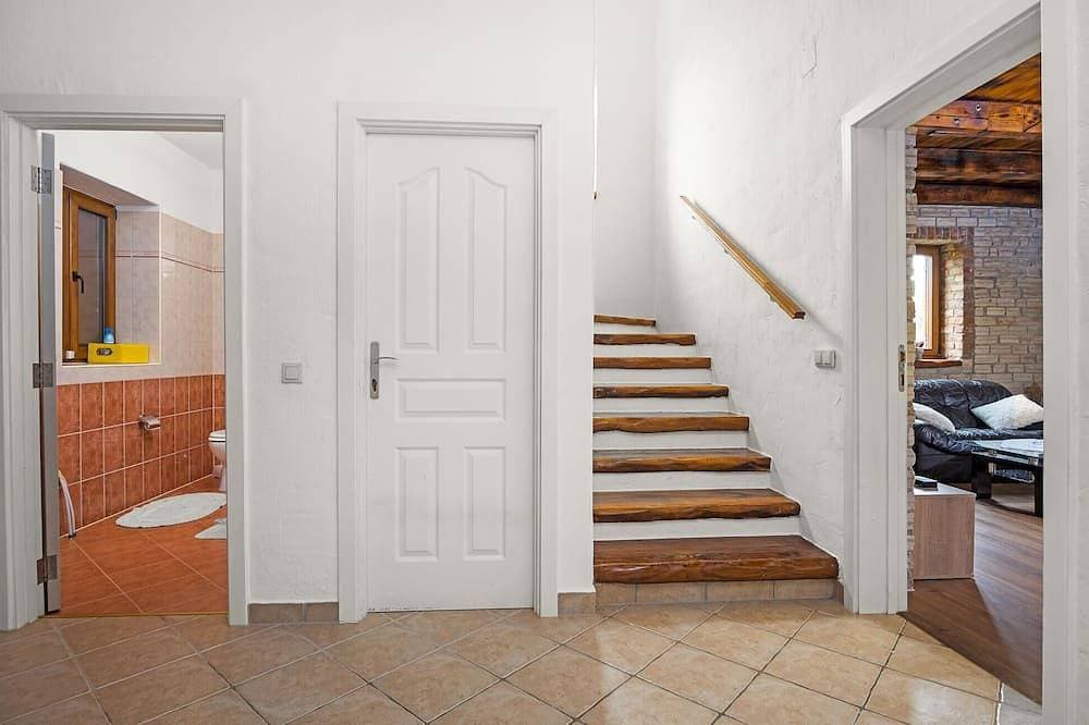 Foto 13 von 30: Stunning home in Cabrunici