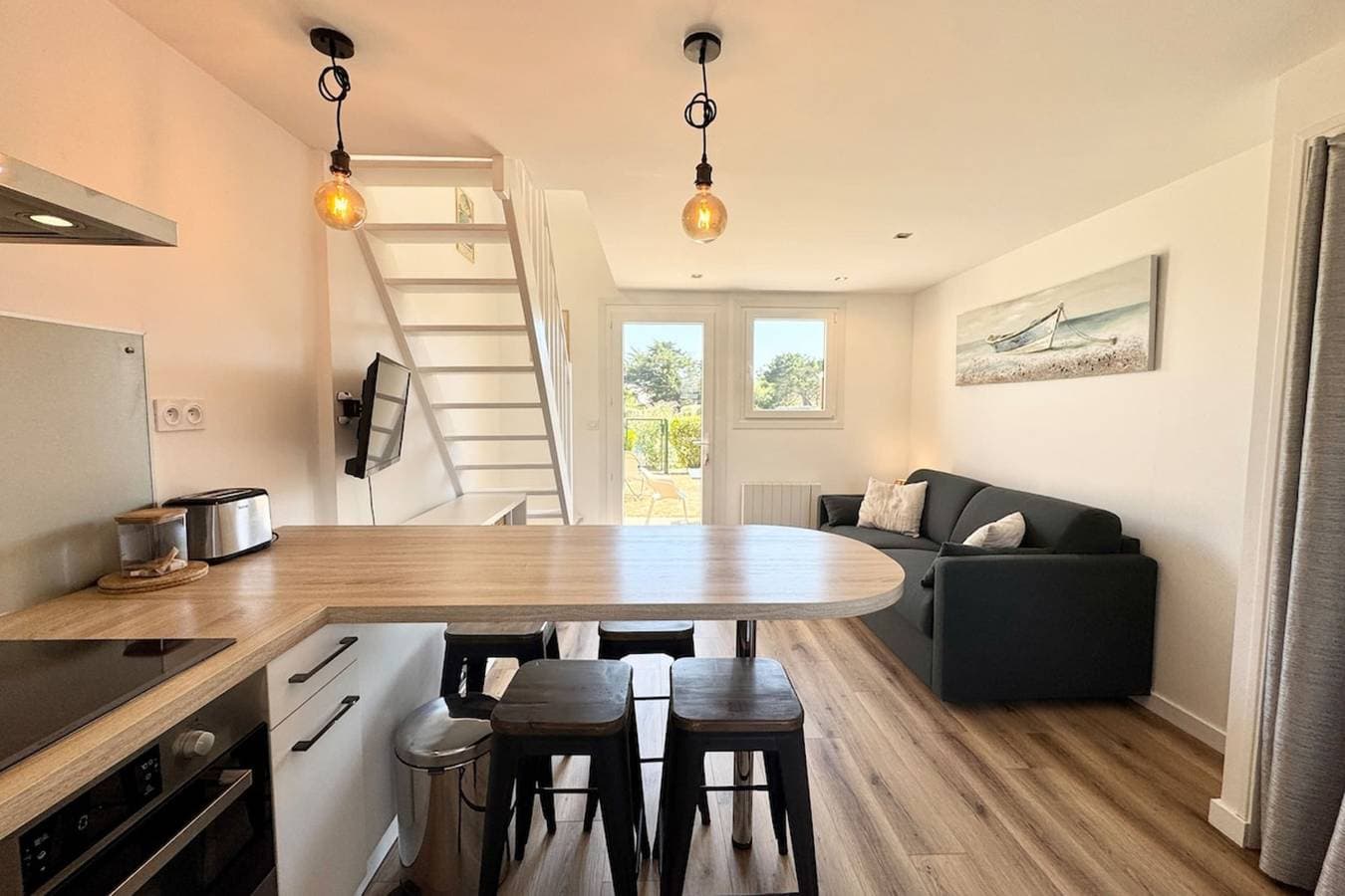 Foto 4 von 27: Ferienhaus für 4 Personen mit Pool