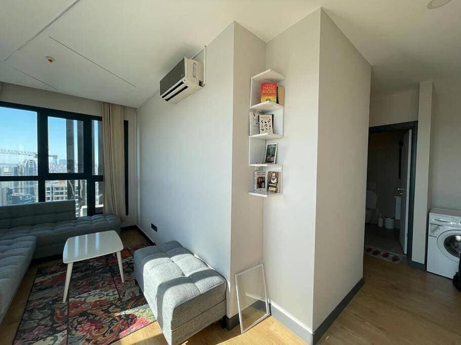 Foto 2 von 24: Furnished Apt (29th floor) with panoramic views