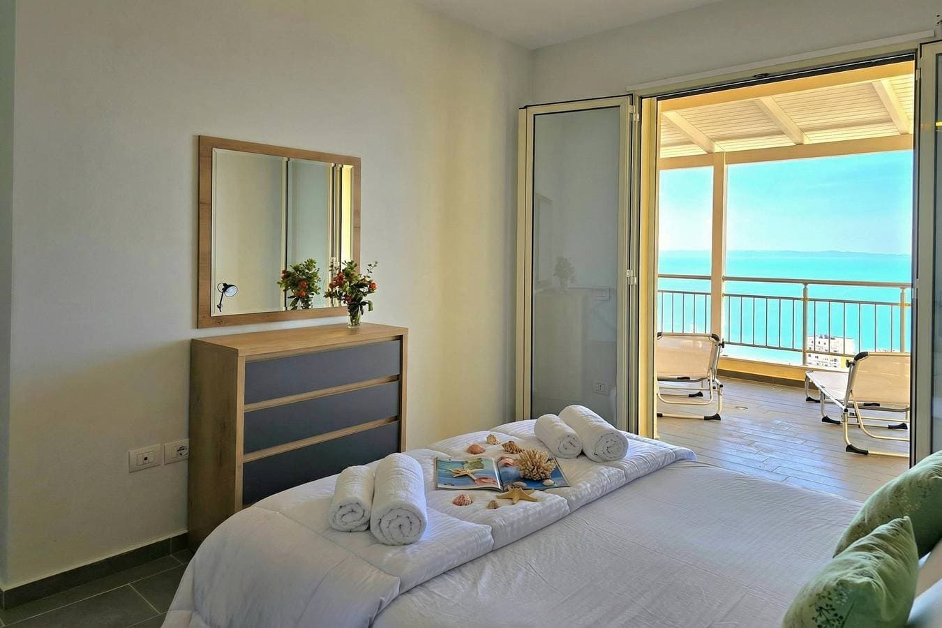 Foto 9 von 26: Hill Apartment with Sea View in Durres