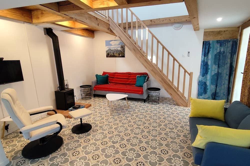 Foto 5 von 17: Stone barn in Catalan village with river. Mountains & beaches. 3 Star rating