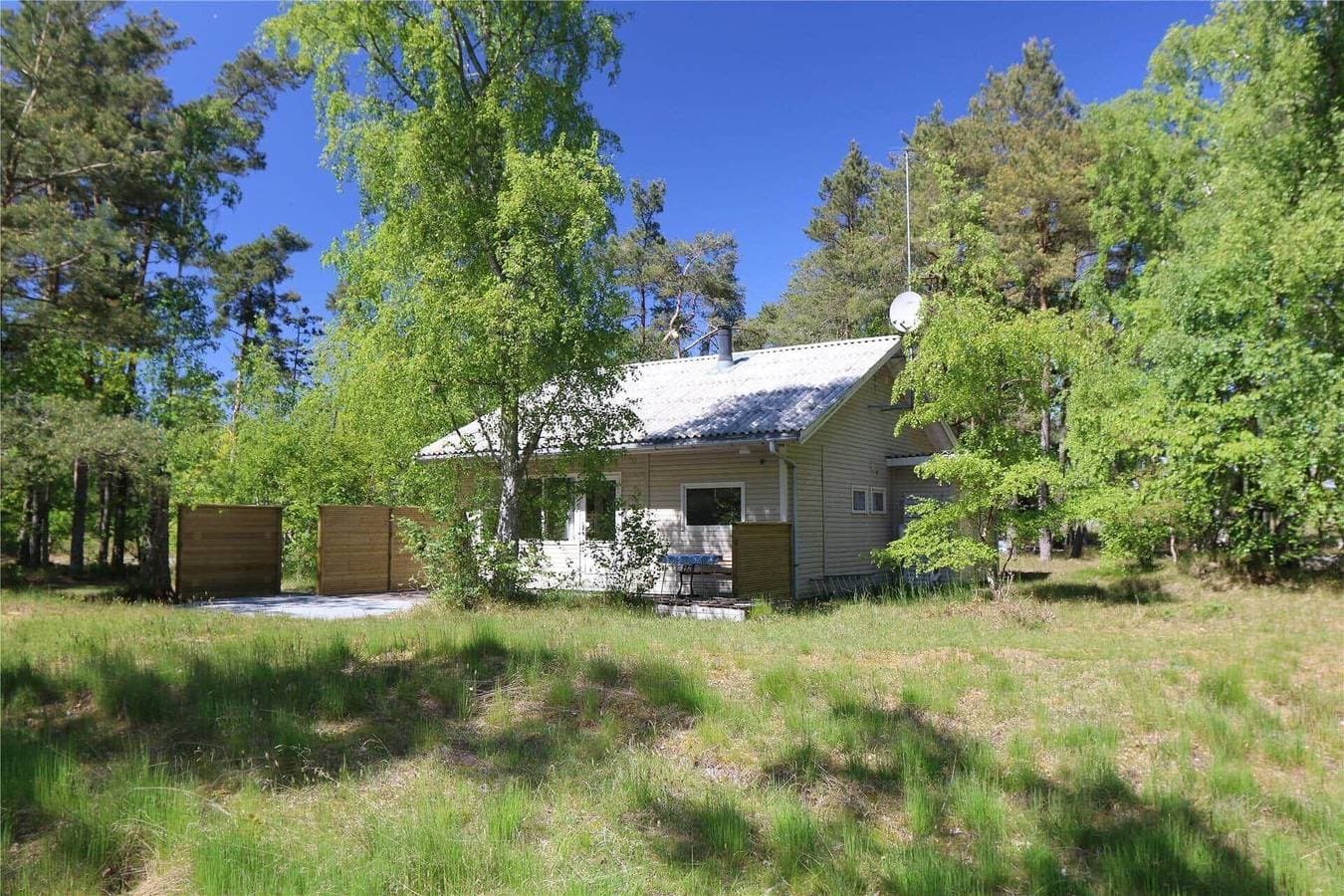 4716 Aakirkeby - Boderne 95 1