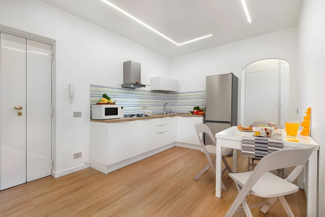Foto 11 von 19: Apartment 'Sorrento Luxury 1' mit Balkon, WLAN und Klimaanlage