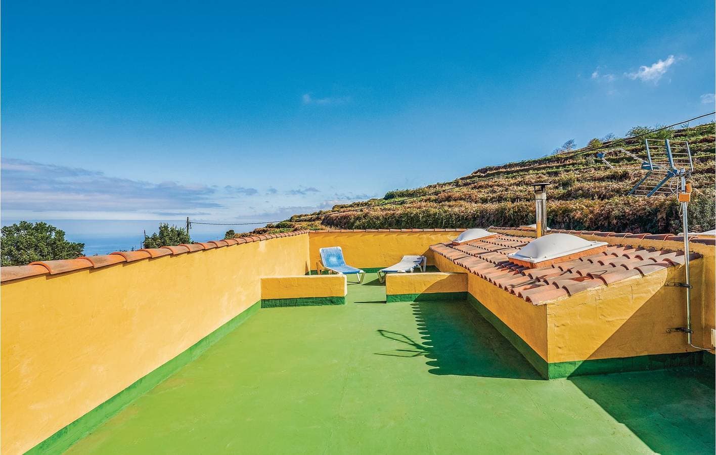 Foto 7 von 29: Apartment mit Meerblick, Terrasse und Küche