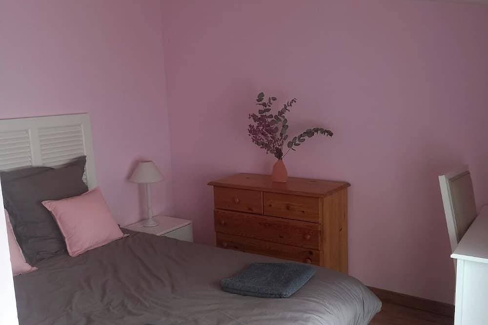 Foto 2 von 6: House in historic center of Caen!