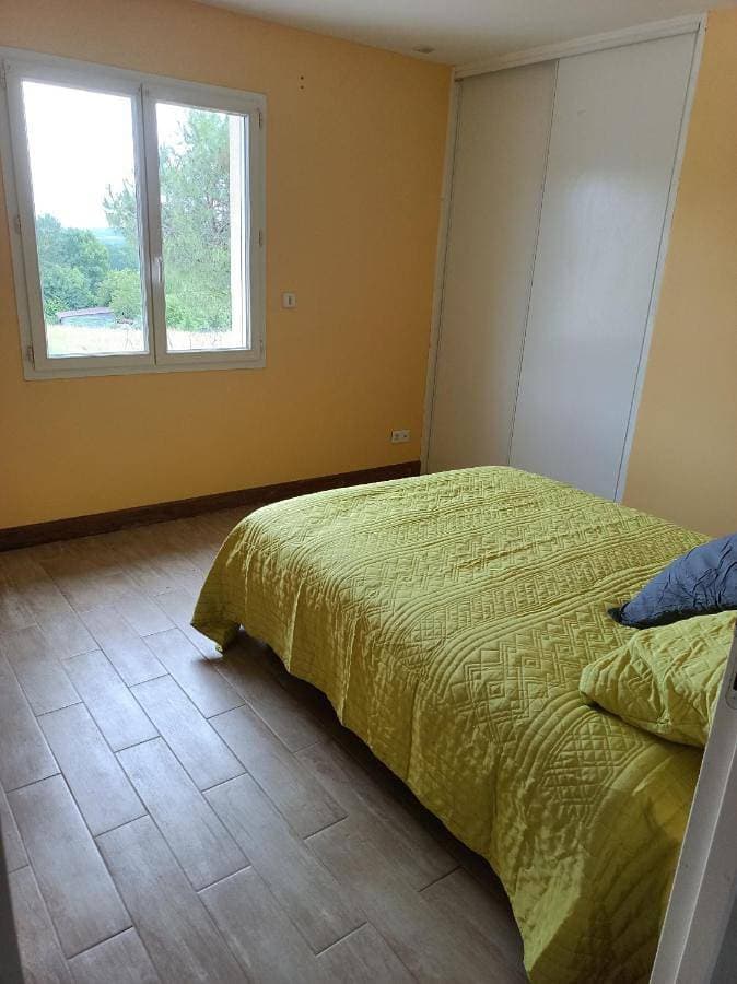 Foto 3 von 12: Four-Bedroom House