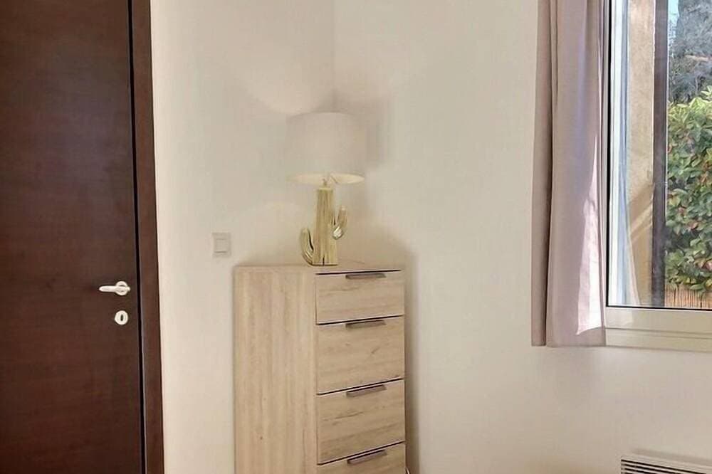 Foto 2 von 9: Near Lozari beach, cosy apartment