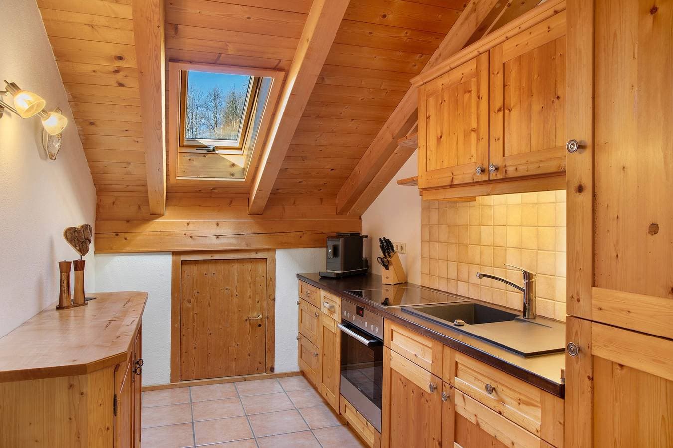 Foto 11 von 31: Ferienwohnung 'Bergkristall' mit Bergblick, Balkon und Wi-Fi