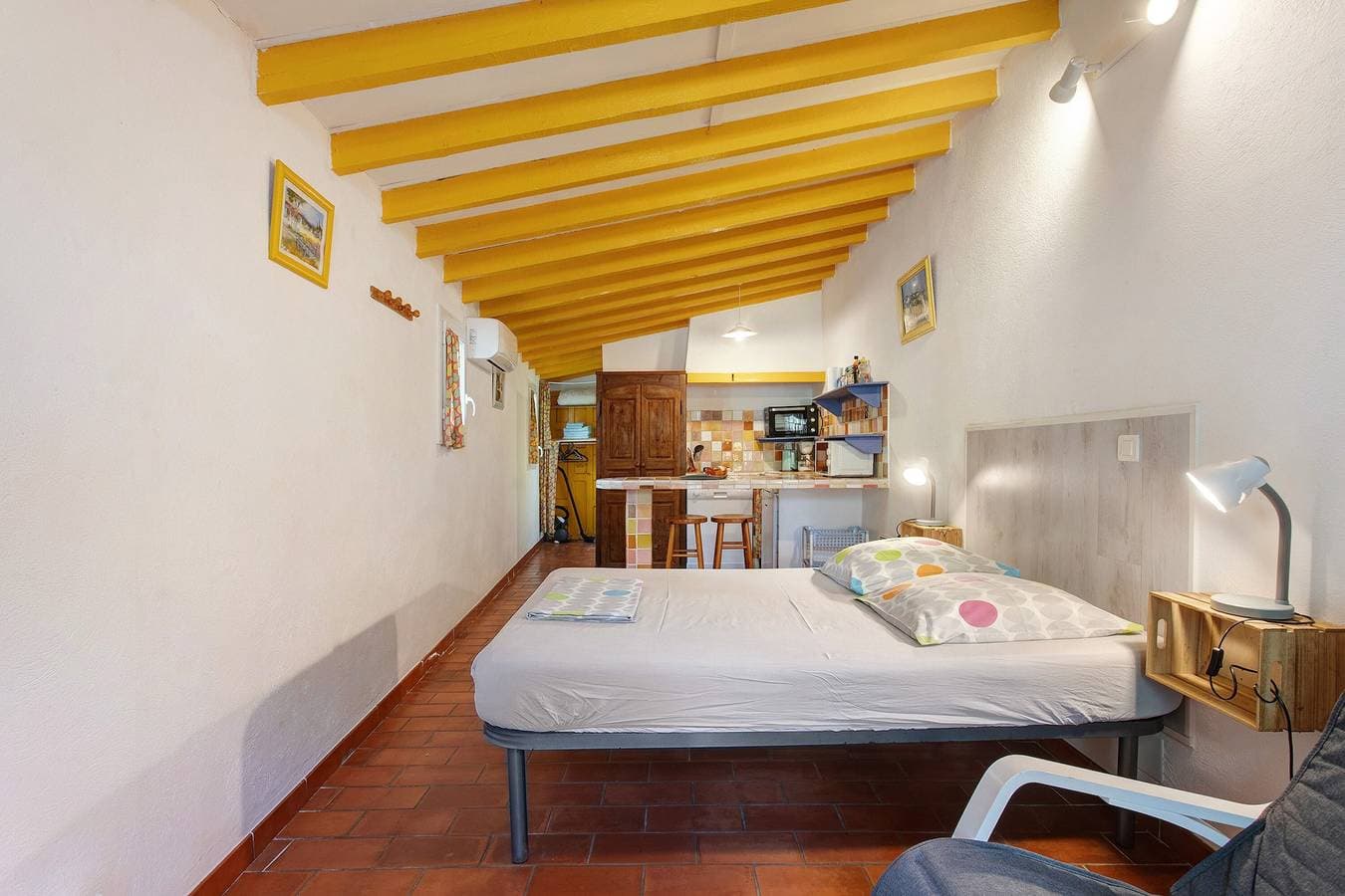 Foto 6 von 34: Einzimmerapartment 'Meublé' mit Gemeinschaftspool, privatem Garten und WLAN