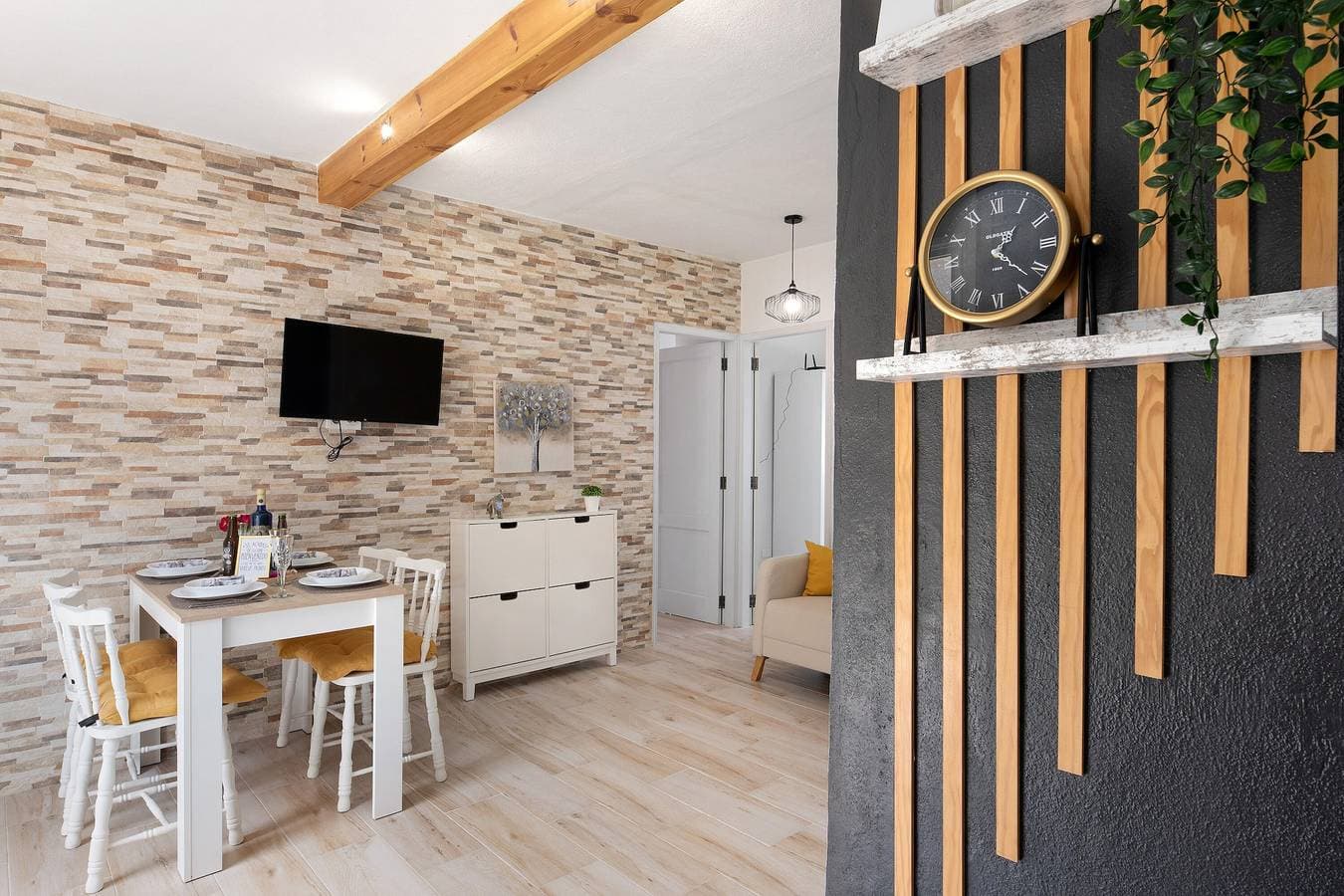 Foto 9 von 33: Ferienhaus 'Valista' mit Meerblick, privatem Pool und WLAN