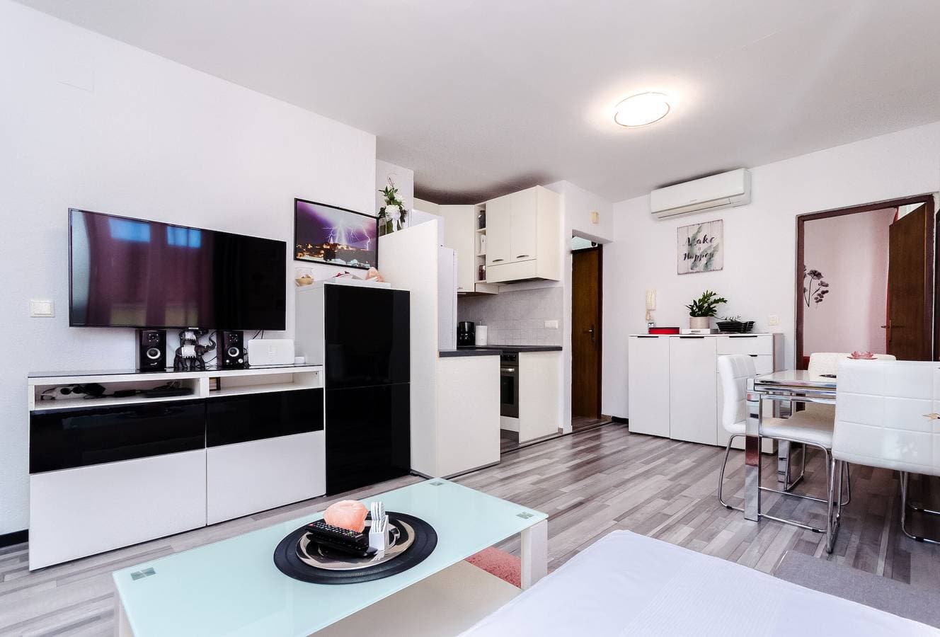 Apartment Mare 1