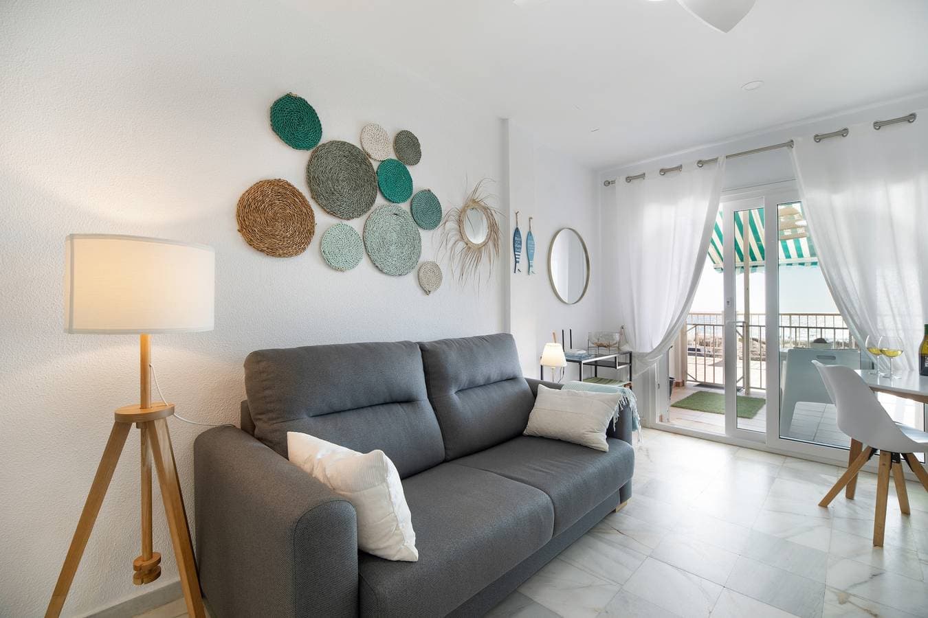 Foto 3 von 27: Ferienwohnung 'Apartamento Los Balcones A' mit Meerblick, Privatterrasse und Wi-Fi