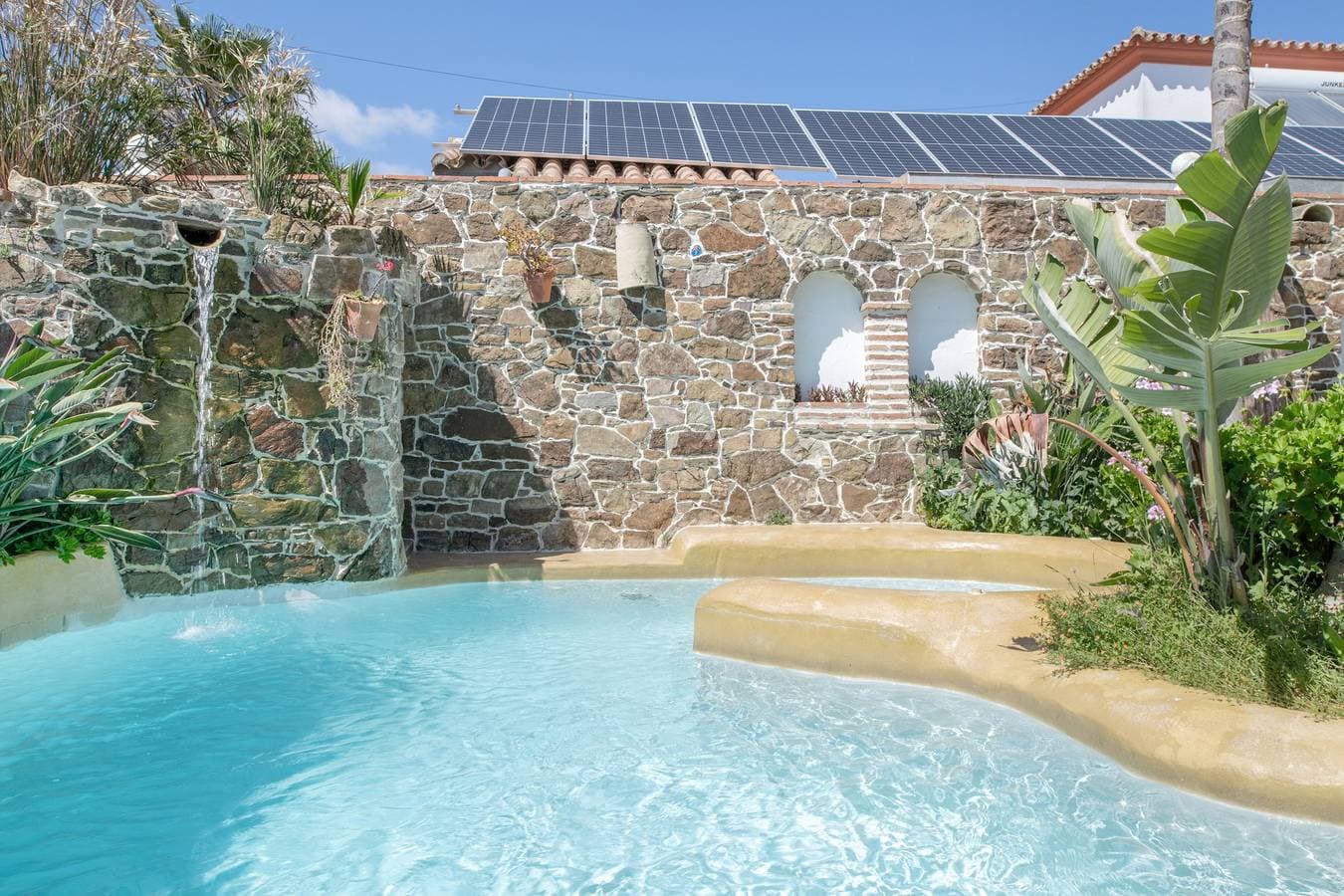 Foto 13 von 31: Apartamento El Cortijo 1: Pool, Terrasse und Klimaanlage in Conil de la Frontera