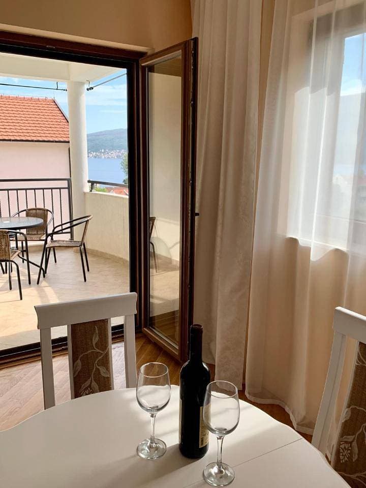 Foto 12 von 31: Apartment with Sea View