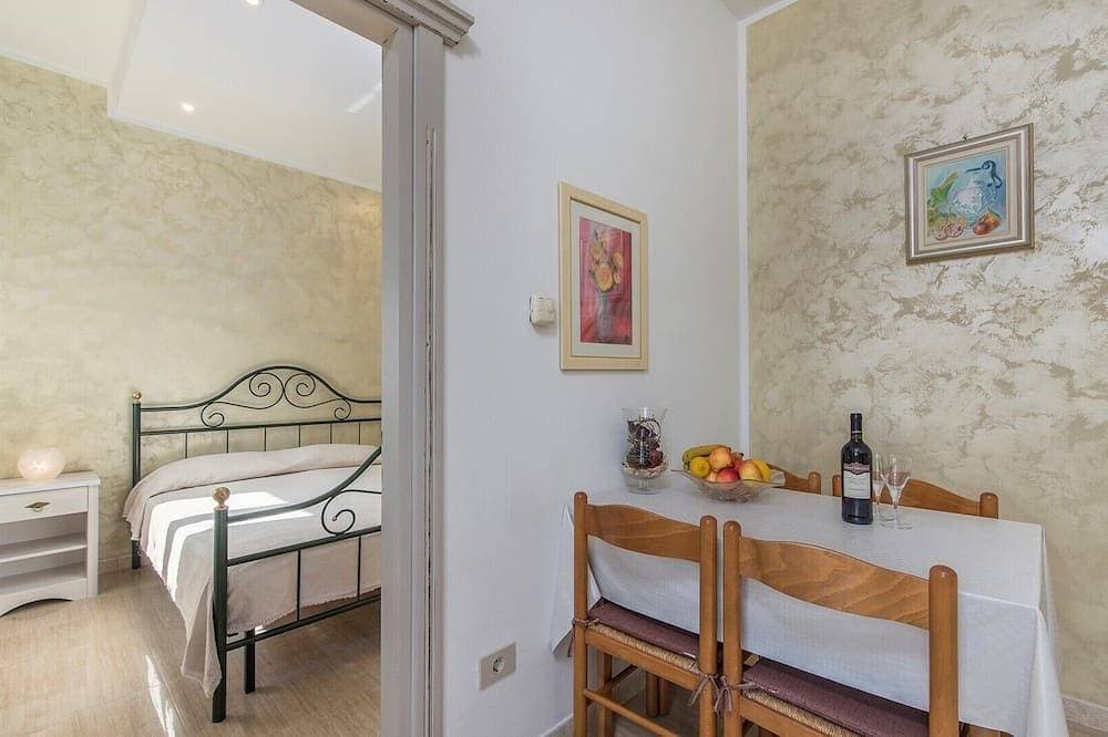 Foto 7 von 27: Erdgeschosswohnung Orzan I mit Terrasse in Strandnähe