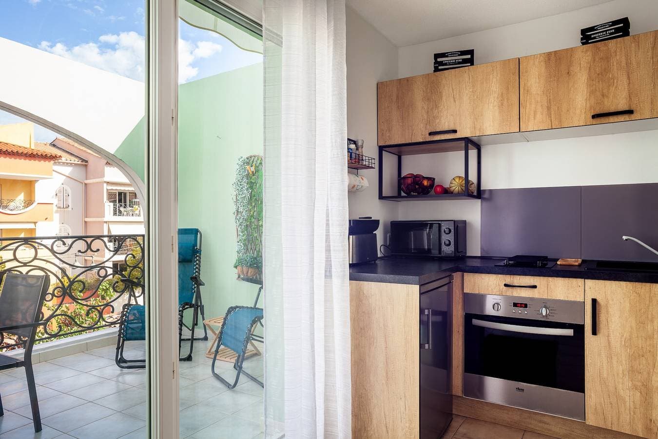 Foto 7 von 24: Apartment „T2 Entièrement Rénové“ mit privater Terrasse, Balkon und Klimaanlage