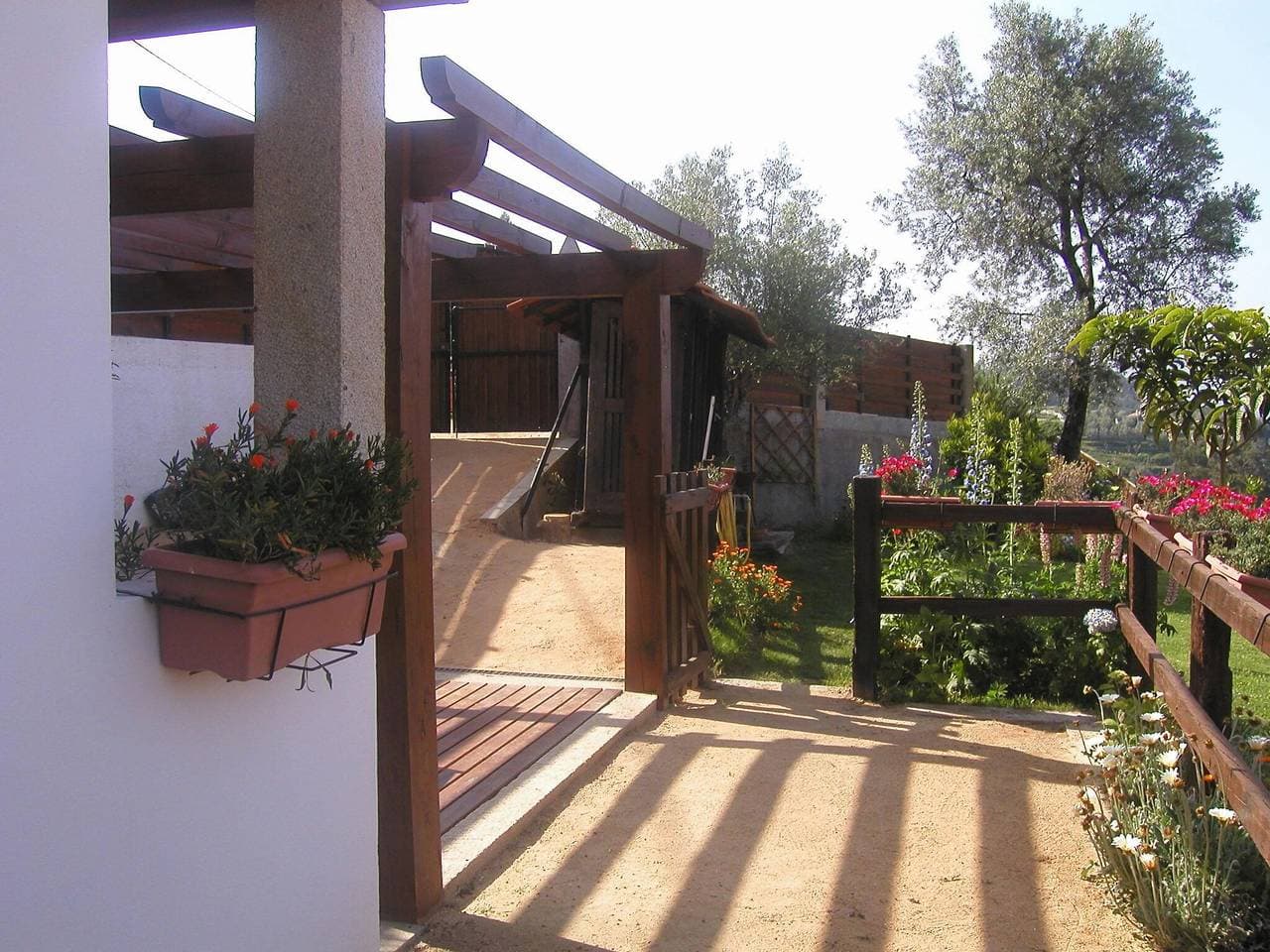 Foto 13 von 38: Cottage auf dem Land mit Garten mit Grill