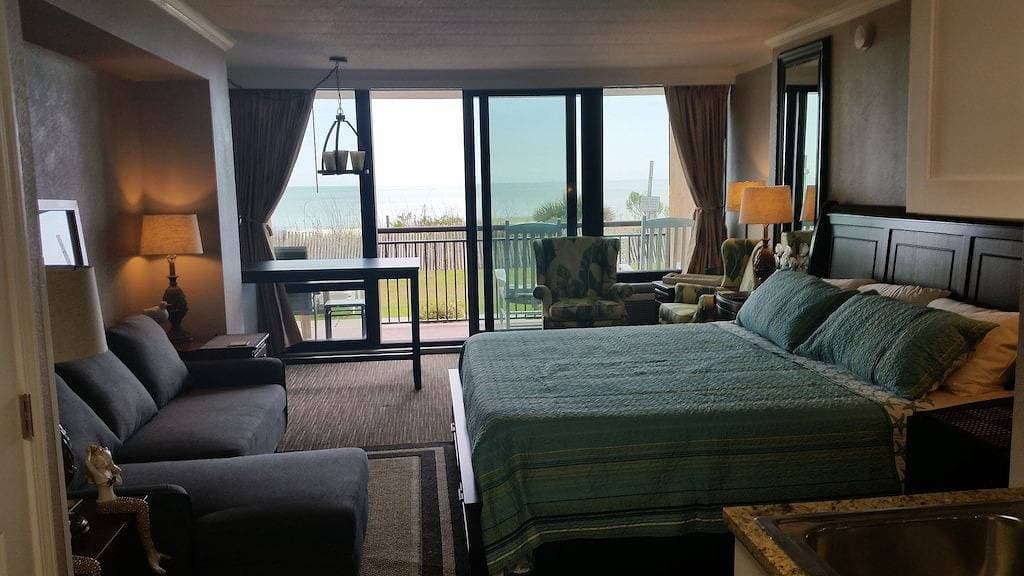 Foto 2 von 35: Der blaue Reiher im Caravelle Resort
