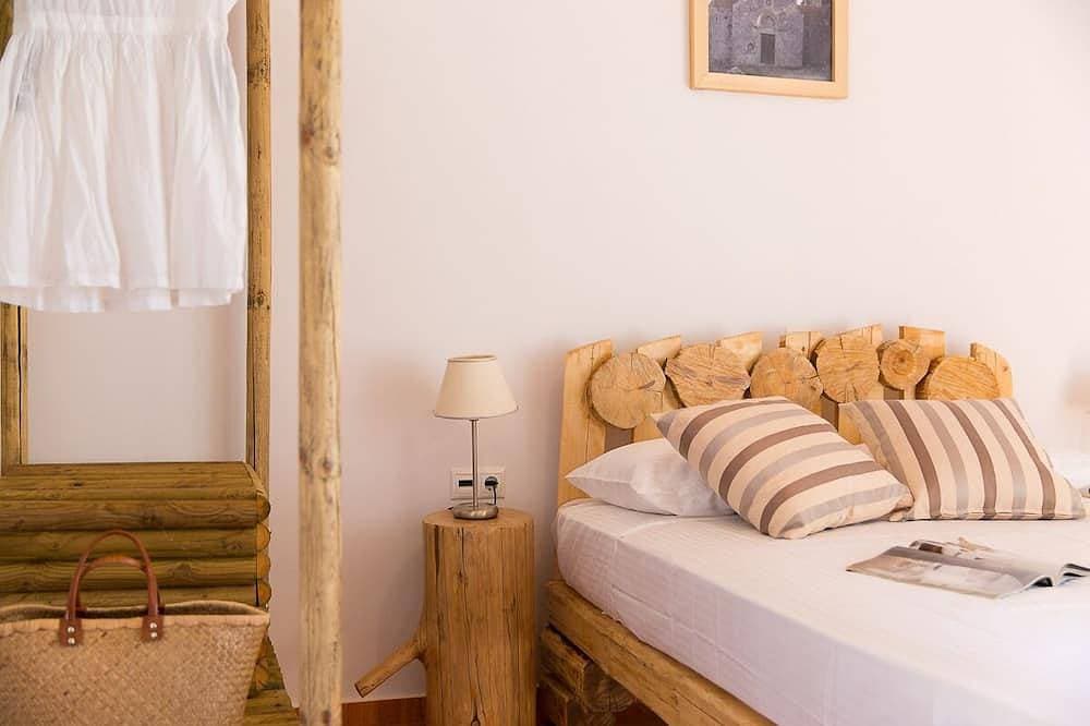Foto 3 von 21: Chainteris Villa II, with Private Pool & Vast Views