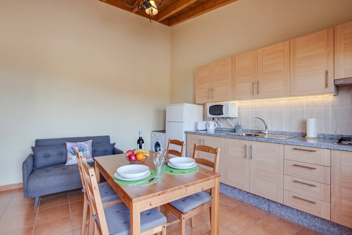 Foto 8 von 27: Ferienwohnung "Casa Quemahierro 1" mit Meerblick, Pool & Garten