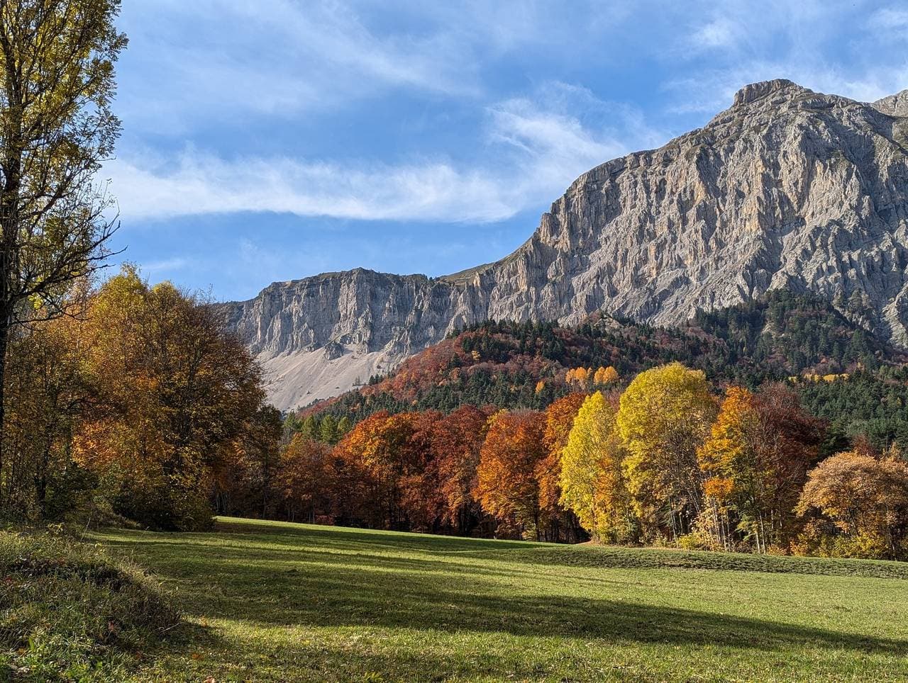 Foto 13 von 24: Ferienhaus 'Les Cimes - Blick auf Grand Veymont' mit Bergblick und privater Terrasse