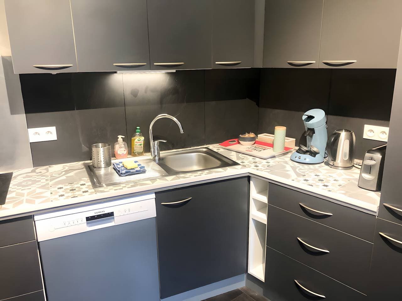 Foto 2 von 17: L'orchidée – Zentrale Wohnung in Honfleur nahe Vieux Bassin & Côte de Grâce