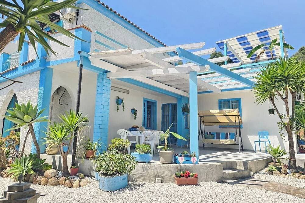 Foto 13 von 30: Villa Helena: Large Private Garden and Relaxation Under the Stars- Wi-Fi