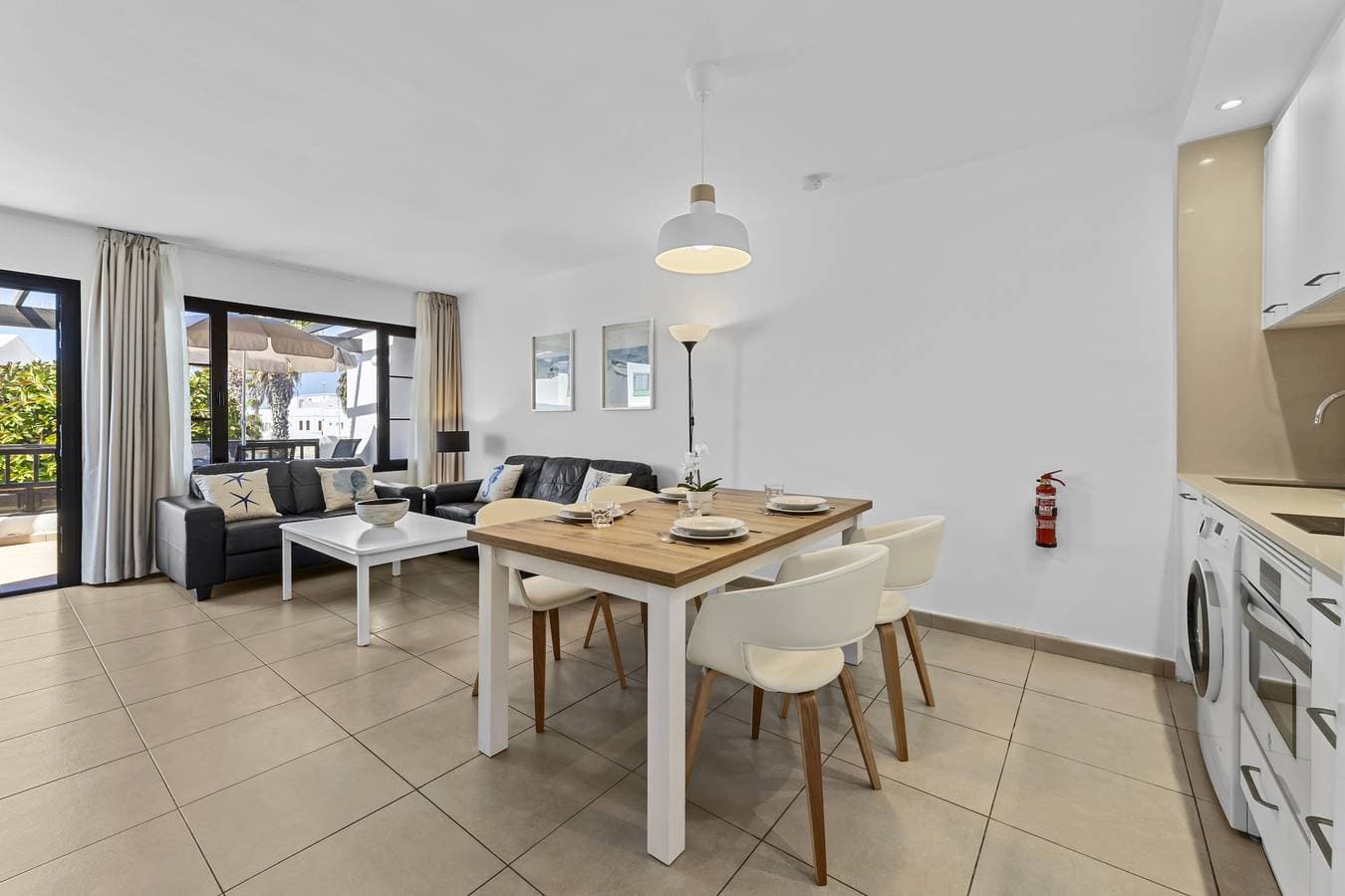 Casahost Bastian Boutique II Seaview 1