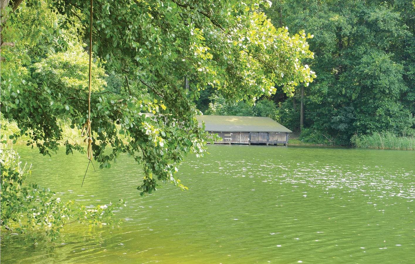 Foto 5 von 35: Rückzugsort am Fluss mit Terrasse und Parkplatz - 2,5 km nach Mildenitz