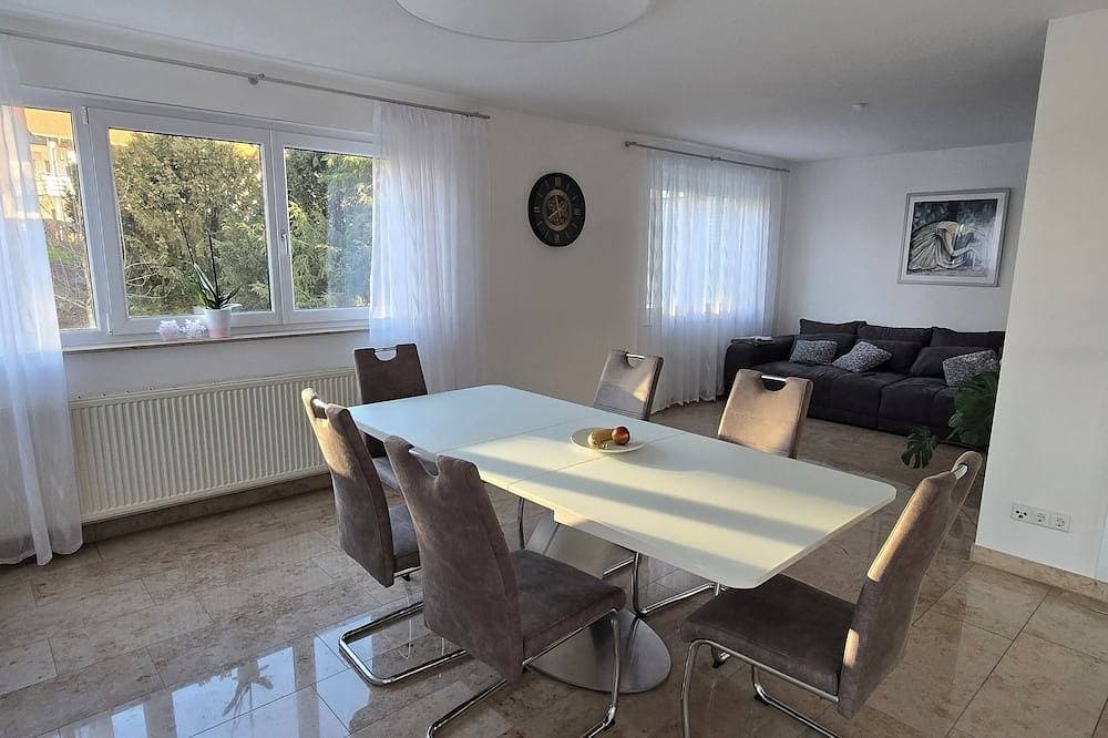 Großzügige Ferienwohnung \"Pfänderblick\" – Zwischen Lindau & Allgäuer Alpen 1