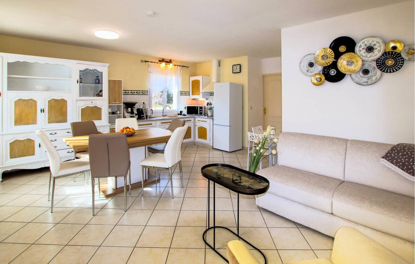 Foto 6 von 21: Gemütliche Wohnung mit Pool und Garten, nahe dem Stadtzentrum